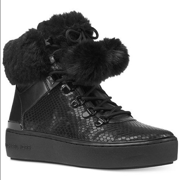 black chaco flip flops